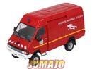CPL71 Véhicules Légers Pompiers 1/43 Hachette IXO Renault B70 VSN Ain