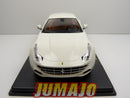 FVQ12 Voiture 1/24 BURAGO HACHETTE FERRARI GT BOITE CASSÉE : FF 2011 Blanche