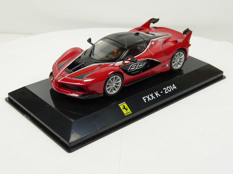 LOT* - 260 voitures 1/43 SALVAT Supercars