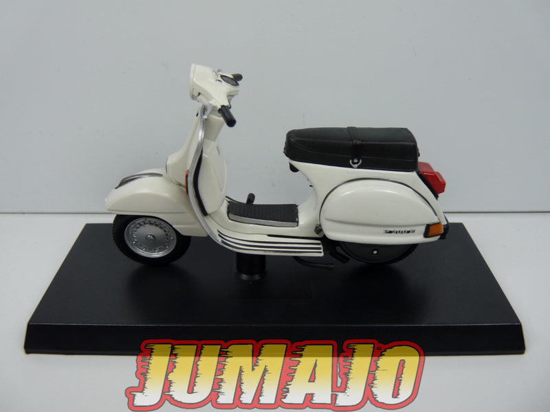 VES45 MOTO VESPA ITALIE Fassi Toys 1/18 : VESPA P200E 1978