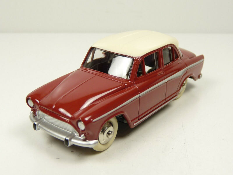 DT236 voiture 1/43 réédition 544 DINKY TOYS DeAgostini : SIMCA Aronde P 60